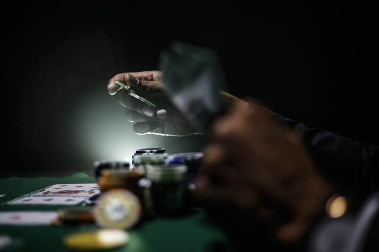 How to Play Better in Poker as a Beginner