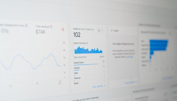 How does the reputation of a hosting provider influence the decision on the best hosting service?